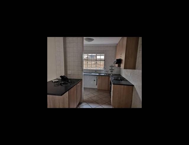 3 BEDROOM SIMPLEX TO LET IN THE WILDS